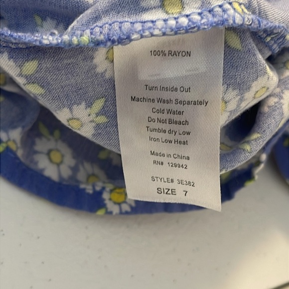 Btween Floral Romper w/White Shirt Size 7 - Picture 4 of 6